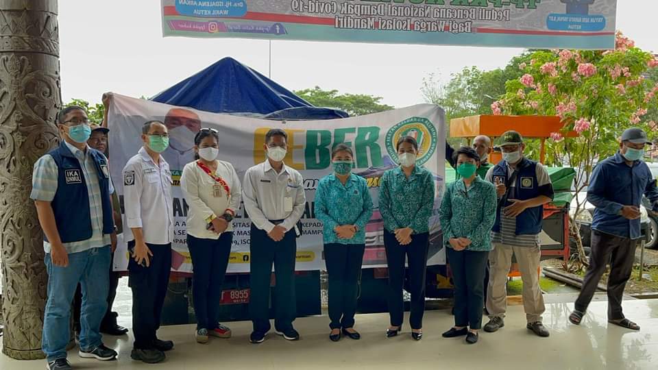 Bantuan IKA UNMUL Tiba di Kutai Barat, Tim Penggerak PKK Siap Bantu Distribusikan